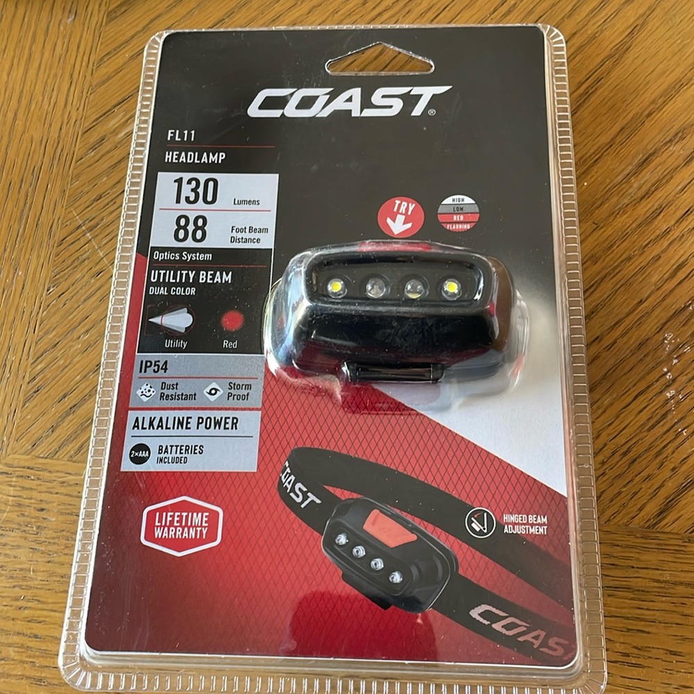 Coast Headlamp 130 Lumens 88 Foot Beam Distance NEW